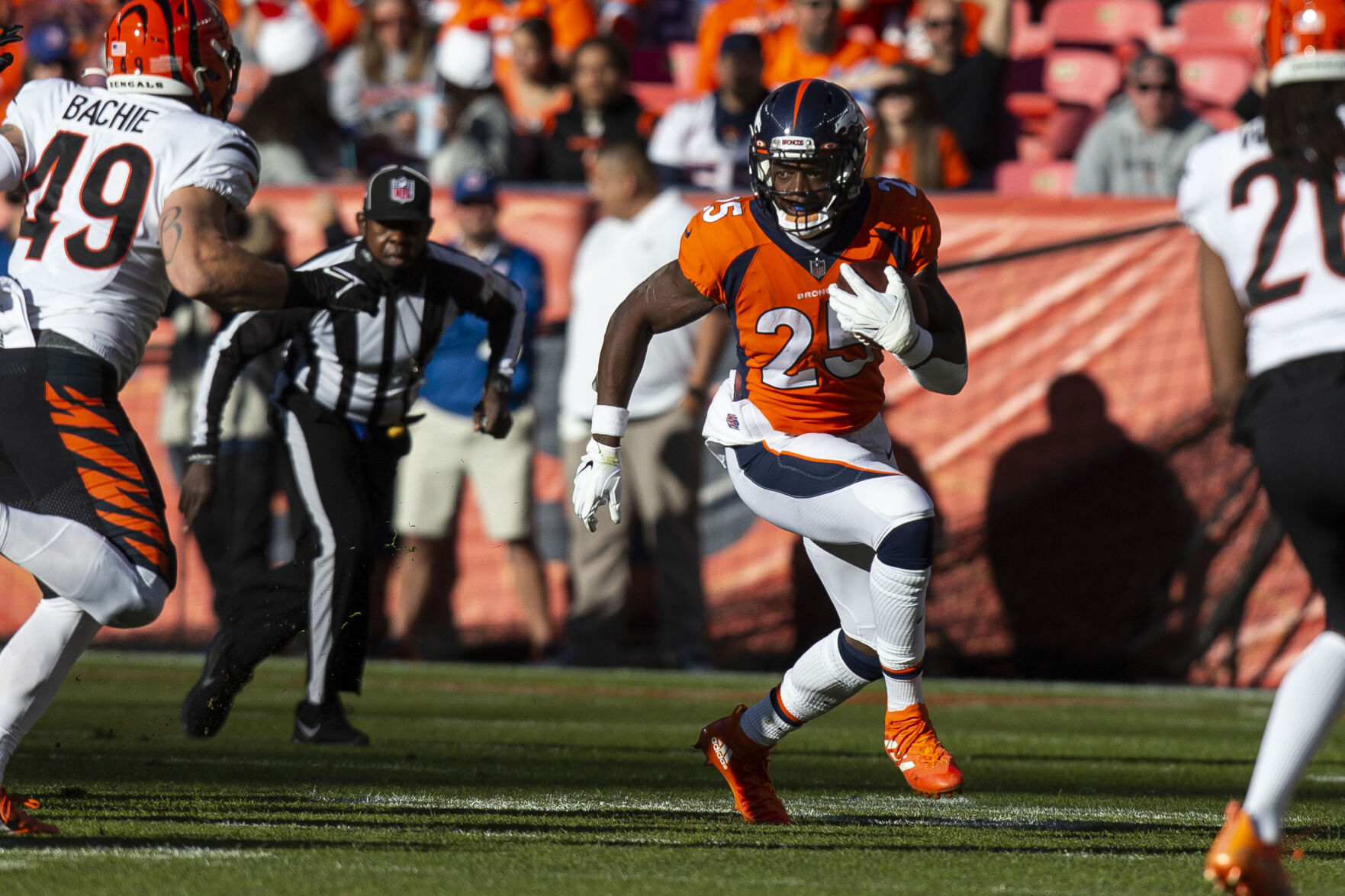 122021-s-dg-BroncosBengals08.JPG